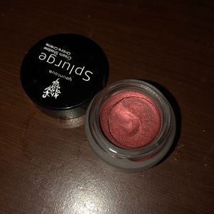 Younique cream shadow